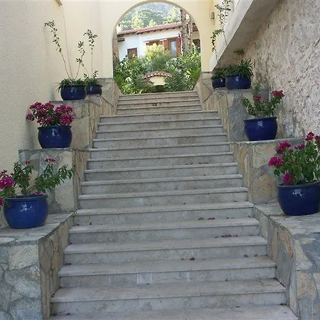 Barbaros Hotel 3*